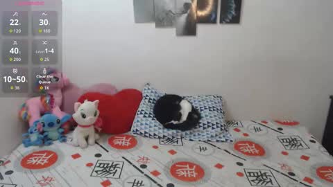 Snapshot of pocahontas_princess__ chatting on 11/07/25, 01:44 Pocahontas online show from 11/07/25, 01:44