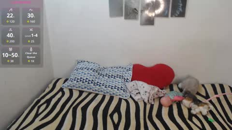 Snapshot of pocahontas_princess__ chatting on 01/17/26, 03:22 Pocahontas online show from 01/17/26, 03:22