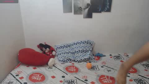 Snapshot of pocahontas_princess__ chatting on 02/01/26, 03:38 Pocahontas online show from 02/01/26, 03:38