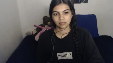 Snapshot of pocahontas_princess__ chatting on 03/31/26, 07:09 Pocahontas online show from 03/31/26, 07:09