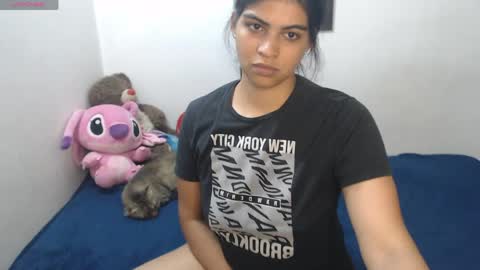 Snapshot of pocahontas_princess__ chatting on 04/29/26, 05:41 Pocahontas online show from 04/29/26, 05:41