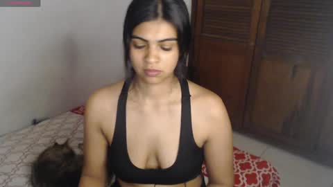 Snapshot of pocahontas_princess__ chatting on 05/05/26, 02:41 Pocahontas online show from 05/05/26, 02:41