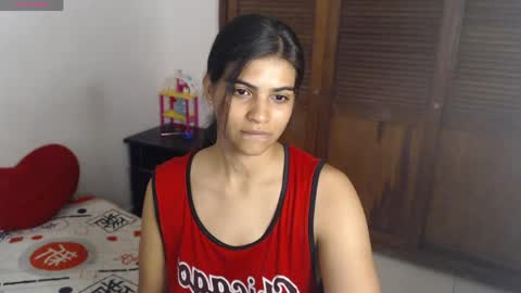 Snapshot of pocahontas_princess__ chatting on 05/18/26, 03:46 Pocahontas online show from 05/18/26, 03:46