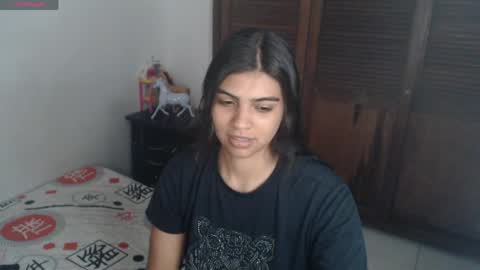 Snapshot of pocahontas_princess__ chatting on 05/26/26, 04:19 Pocahontas online show from 05/26/26, 04:19