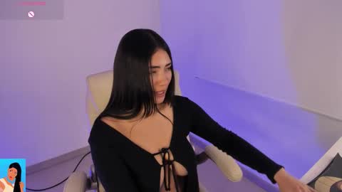 im vane Model Independet online show from 03/08/26, 02:04