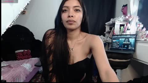 pocahot222 online show from 10/03/25, 01:13