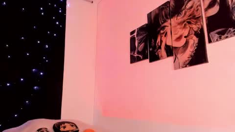 Willow                      Hours 12pm to 630pm Colombian time FRIDAY AND SUNDAY FREE DAYS online show from 02/06/25, 09:49