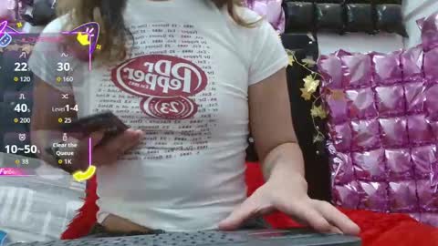 Aleja online show from 11/18/25, 02:32