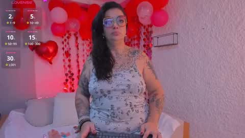 poisson_ivy_ online show from 02/13/25, 07:35