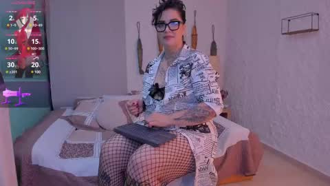 poisson_ivy_ online show from 03/08/25, 04:23