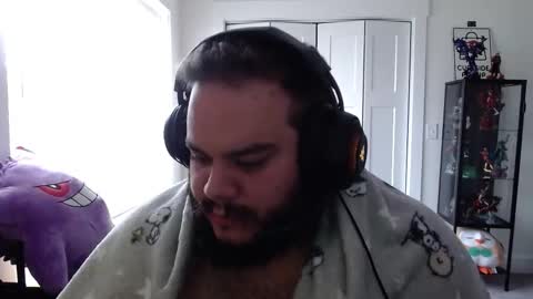 Snapshot of pokegaymer69 chatting on 10/17/25, 03:36 Pokegaymer69 online show from 10/17/25, 03:36