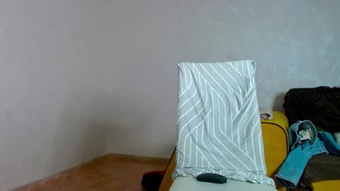 Snapshot of pola_xx chatting on 02/23/25, 04:39 9pm - 11pm GMT3 online show from 02/23/25, 04:39