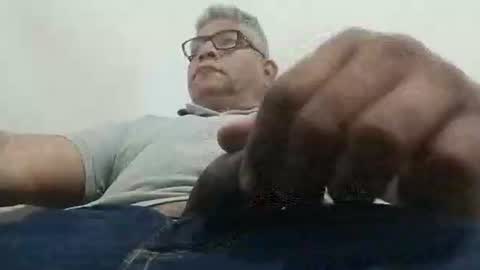 poli online show from 12/31/24, 02:47