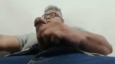 poli online show from 01/19/25, 11:23