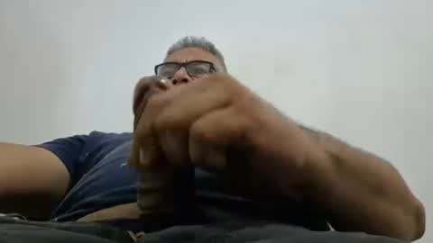 poli online show from 02/05/25, 04:37