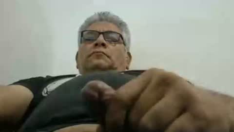 poli online show from 11/28/25, 06:16