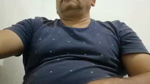 poli online show from 12/03/25, 01:57