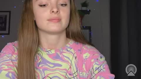 Snapshot of poli_poli12345 chatting on 01/08/26, 06:21 Nika-mistress online show from 01/08/26, 06:21