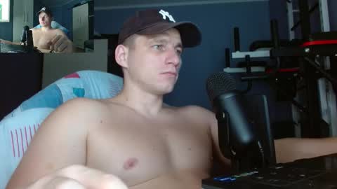 Poliglot online show from 10/28/25, 04:16