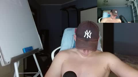 Poliglot online show from 11/23/25, 01:38