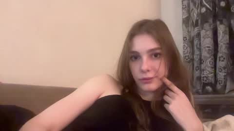 Snapshot of polinamiler chatting on 10/25/25, 12:18 polinamiler online show from 10/25/25, 12:18