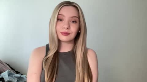 polishangel222 online show from 05/04/26, 12:34