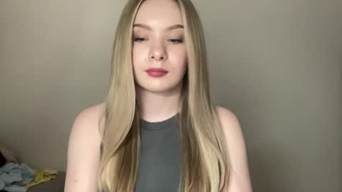 polishangel222 online show from 05/06/26, 06:24