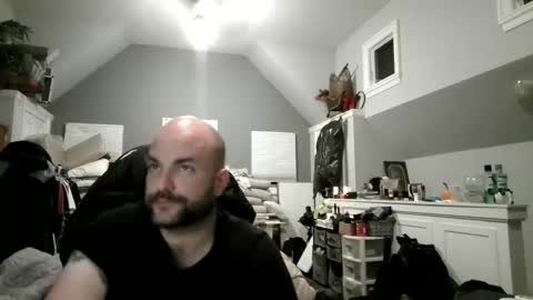 Snapshot of polisheaqle chatting on 11/08/25, 12:22 polisheaqle online show from 11/08/25, 12:22