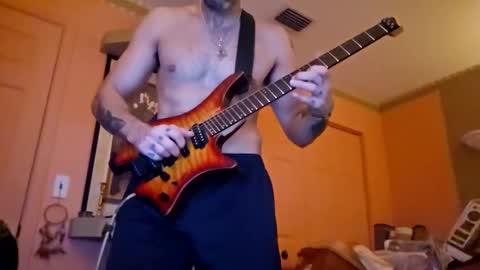 Snapshot of polishrifle3 chatting on 12/12/24, 07:19 jaws online show from 12/12/24, 07:19