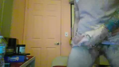 Snapshot of polishrifle3 chatting on 01/12/25, 01:53 jaws online show from 01/12/25, 01:53