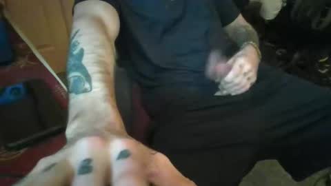 Snapshot of polishrifle3 chatting on 01/23/25, 01:41 jaws online show from 01/23/25, 01:41