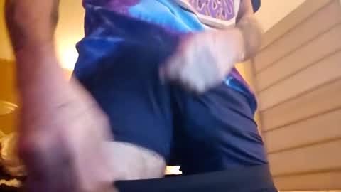 Snapshot of polishrifle3 chatting on 02/23/25, 01:32 jaws online show from 02/23/25, 01:32