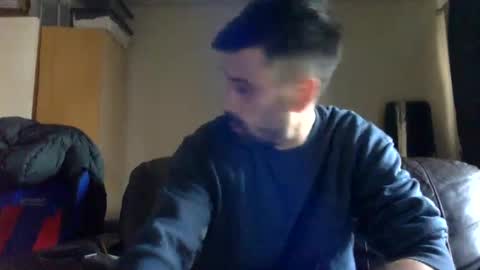 Snapshot of polla101 chatting on 12/30/24, 11:15 aquiles online show from 12/30/24, 11:15