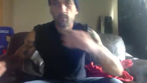 Snapshot of polla101 chatting on 05/08/26, 10:31 aquiles online show from 05/08/26, 10:31