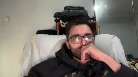 pollabeta online show from 05/16/26, 10:23