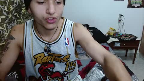 Snapshot of pollon8_kbezon chatting on 01/25/25, 01:21 Gian online show from 01/25/25, 01:21