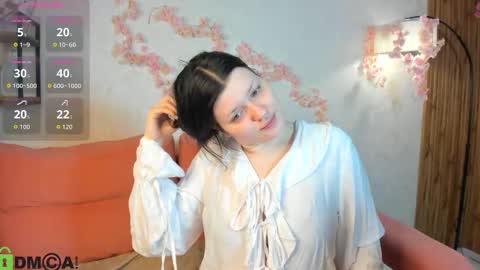 Polly online show from 09/18/25, 12:12