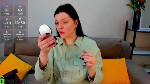 Polly online show from 10/09/25, 12:08