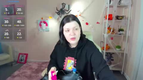 Polly online show from 11/01/25, 01:07