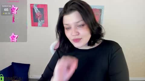 Polly online show from 11/30/25, 05:22