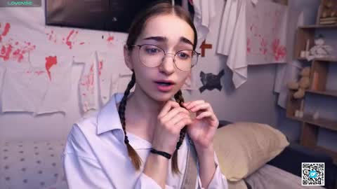 Polly online show from 11/01/25, 06:15