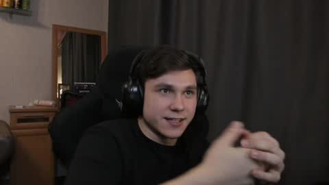 Snapshot of polly_candyy chatting on 04/03/26, 09:02 polly_candyy online show from 04/03/26, 09:02