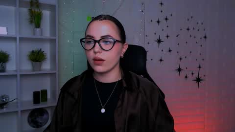 Snapshot of polly_rosse chatting on 03/17/26, 11:57 Polly online show from 03/17/26, 11:57