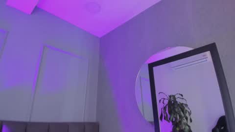 POLLY online show from 10/10/25, 10:47