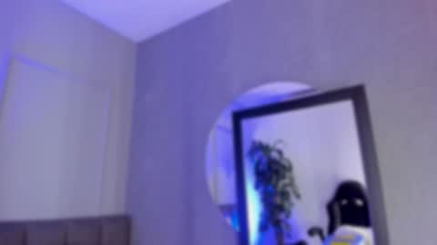 POLLY online show from 11/07/25, 10:26