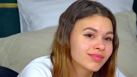 Snapshot of pollylanders chatting on 02/05/25, 10:08 Polly online show from 02/05/25, 10:08