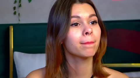 Snapshot of pollylanders chatting on 02/10/25, 12:30 Polly online show from 02/10/25, 12:30