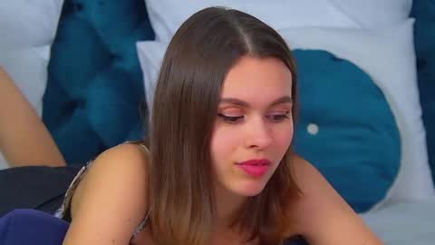 Polly online show from 11/20/25, 06:18