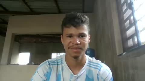 Snapshot of pollyster chatting on 11/12/25, 12:49 pollyster online show from 11/12/25, 12:49