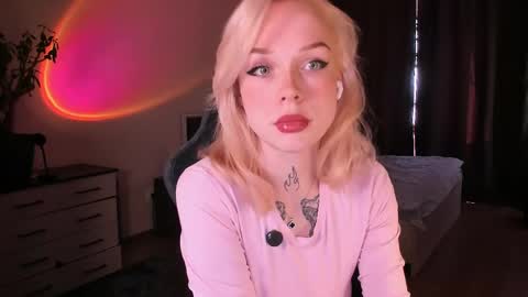 Snapshot of polusladkoye chatting on 05/01/26, 03:27 Megan.online online show from 05/01/26, 03:27